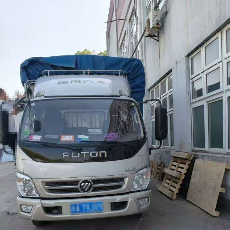 平定县洛隆县进仓物流：专线直达的多元货运探索